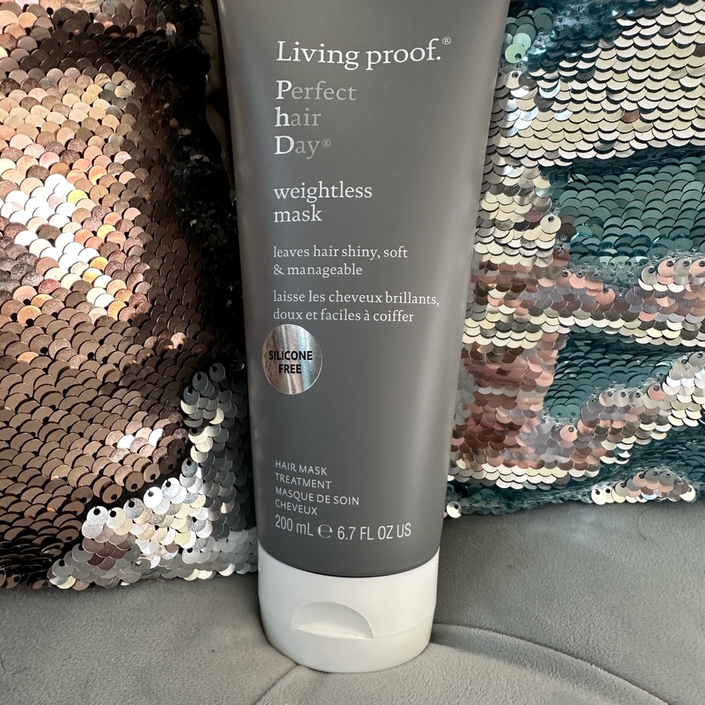 Living Proof perfect hair day weightless mask